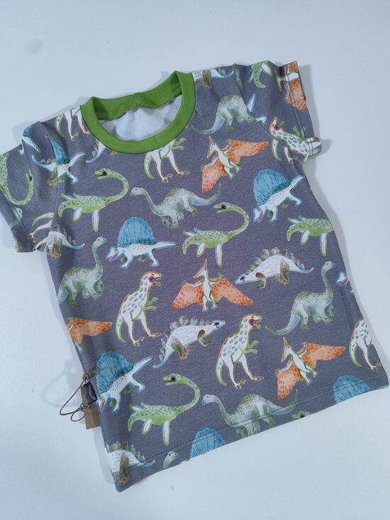 T-krekls DINOZAURI