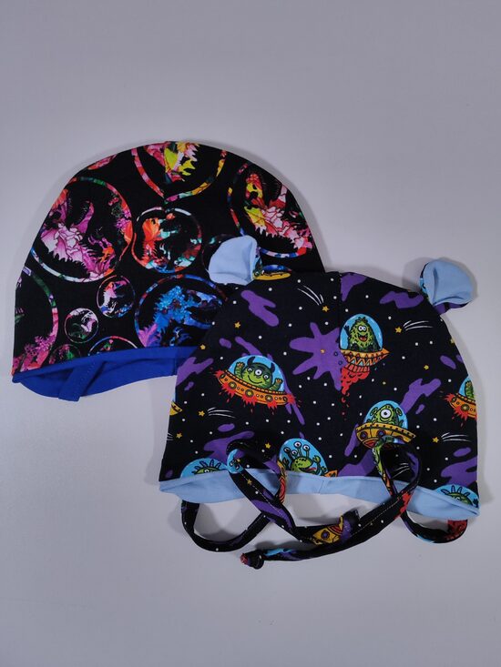 2gab SIENAMĀS cepures TUMŠAS 42-44cm