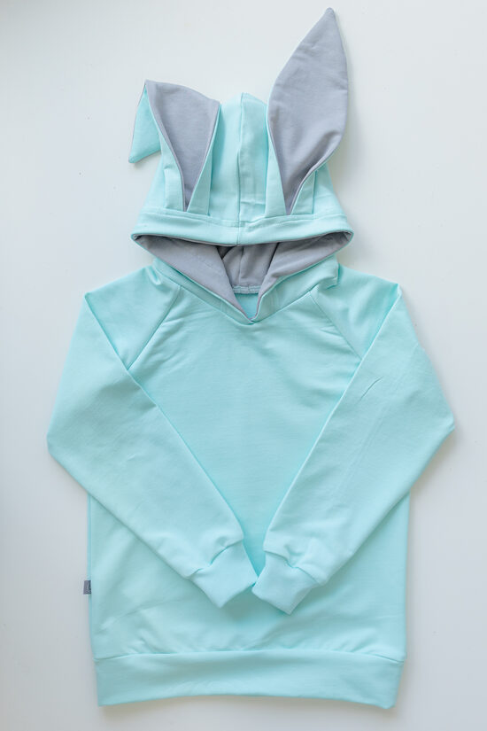 ZAĶIS mint ar gaiši pelēku