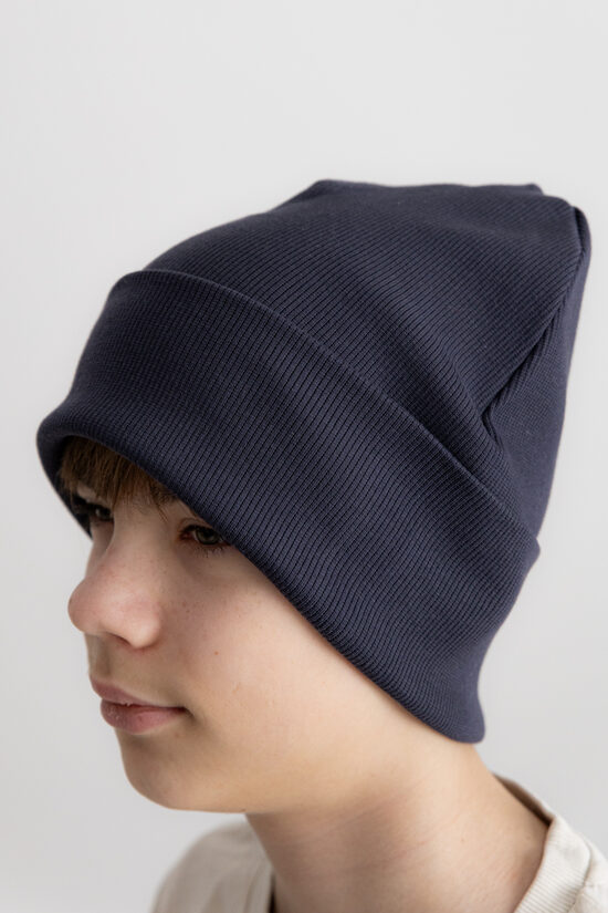 Cepure ar atloku TUMŠI PELĒKA