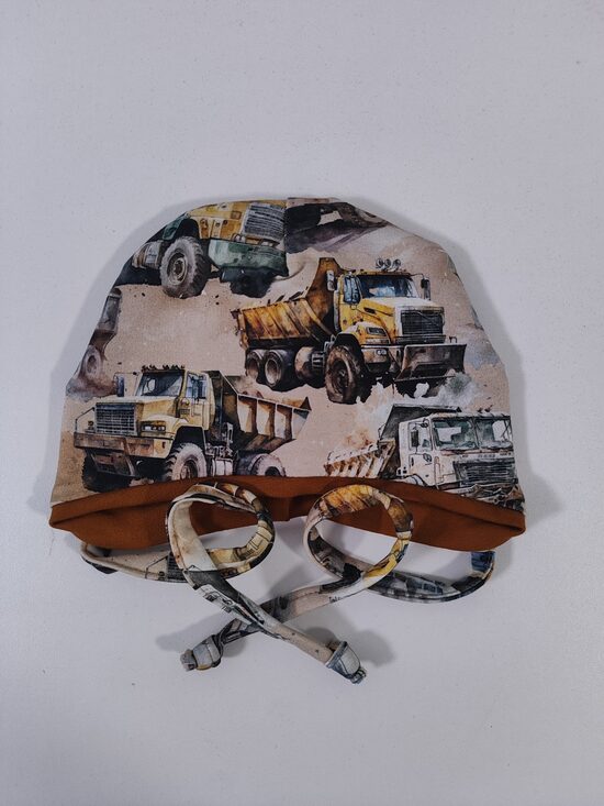 Sienamā cepure KRAVAS AUTO 42-44cm