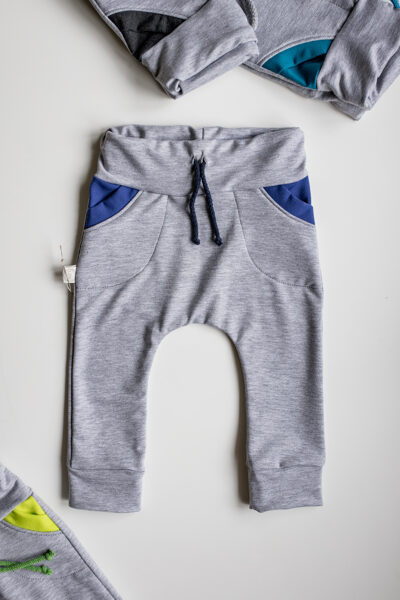 Bikses ar RUDZUPUĶU ZILĀM kabatām